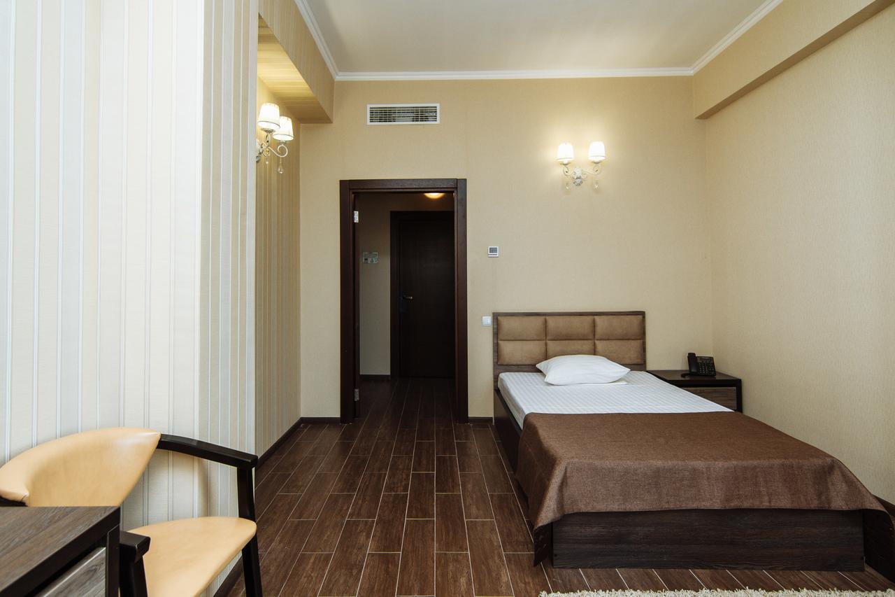 Congress Hotel Verhovina Petropavlovskaya Borshchagovka Extérieur photo